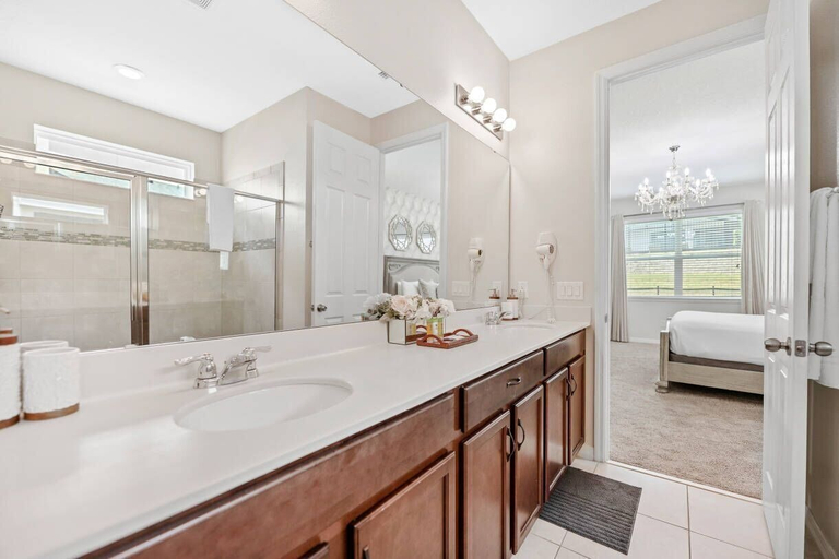 Bathroom 4, Solara Resort 5BR Home With Flowrider Access, Osceola