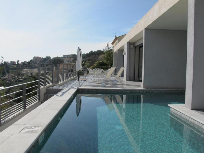 Sport & Beauty, LOCATION VACANCES NICE - Villa 5* Nice St Pancrace, Alpes-Maritimes