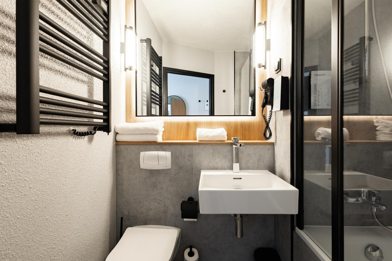 Bathroom 4, Campanile PRIME - Lublin, Lublin City
