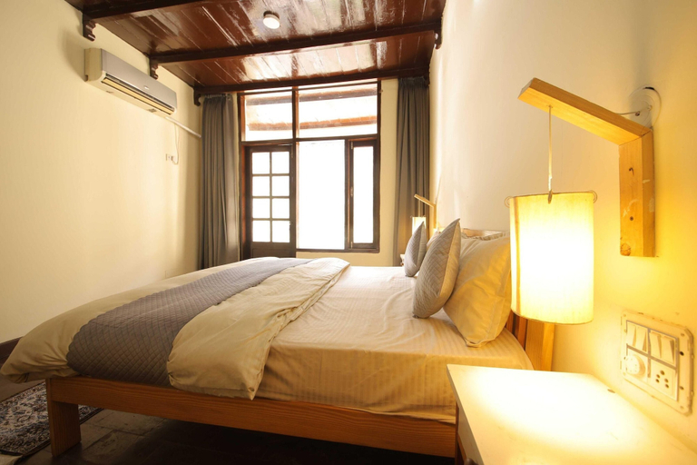 Room 2, Luxury Tent With Hill and River Viewhotel Ribera, Dehradun