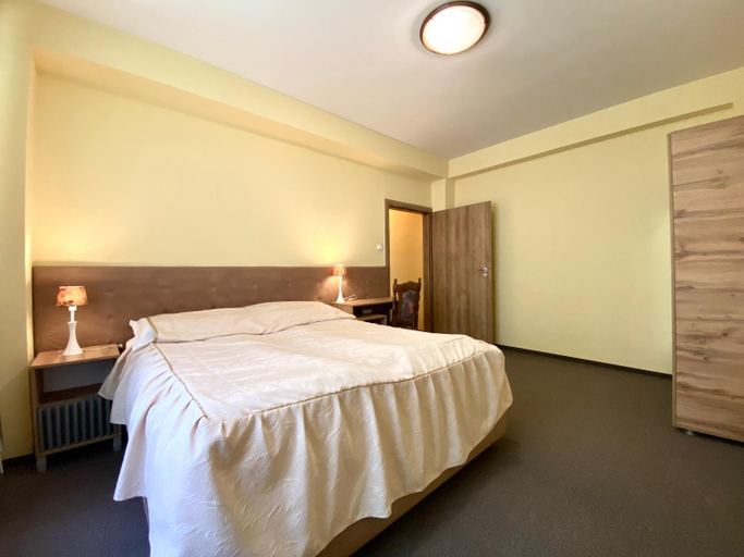 Bedroom 2, Vila Predeal Holidays, Predeal