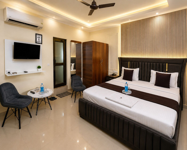 Room 5, Hotel sudan inn kalka shimla higway, Sahibzada Ajit Singh Nagar
