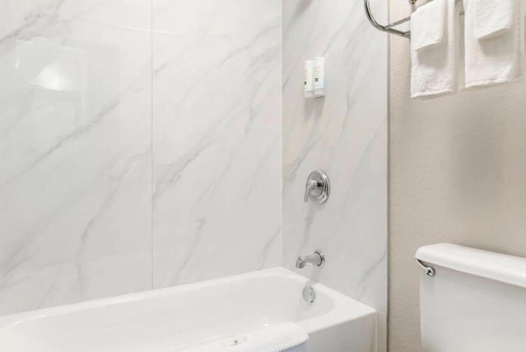 Bathroom 4, Quality Inn Grand Rapids South-Byron Center, Kent