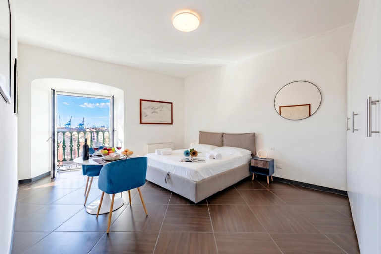 Bedroom 3, Sea View Apartment Next To Acquarium, Genova