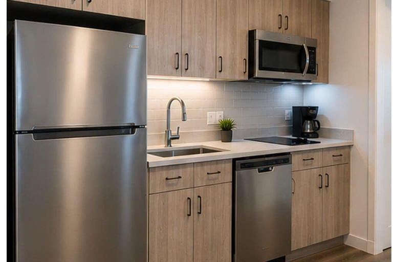 Private kitchen, Bellora Park Suites, Toronto