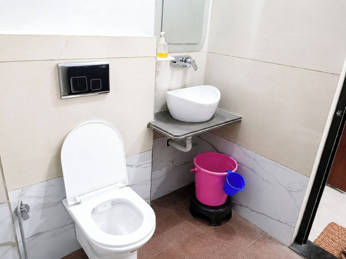 Bathroom 4, Hotel Shree Ramayanam Ayodhya, Faizabad