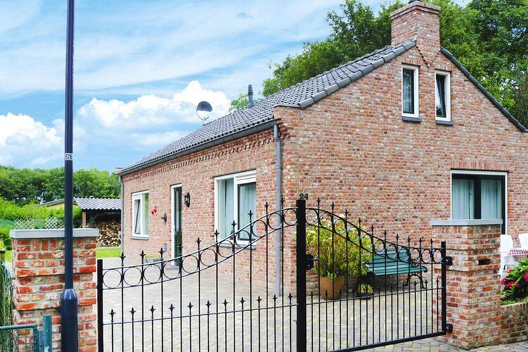 View from property 2, Dual Holiday Cottage for 8 in Baarland, Borsele