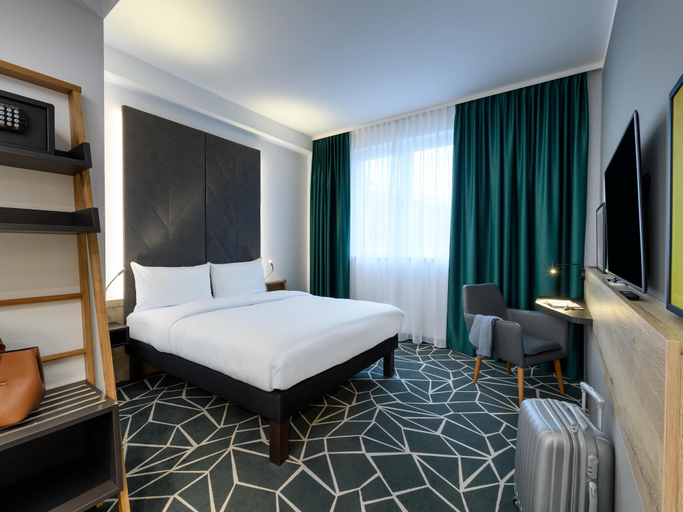 Bedroom 3, ibis Styles Aschaffenburg, Aschaffenburg