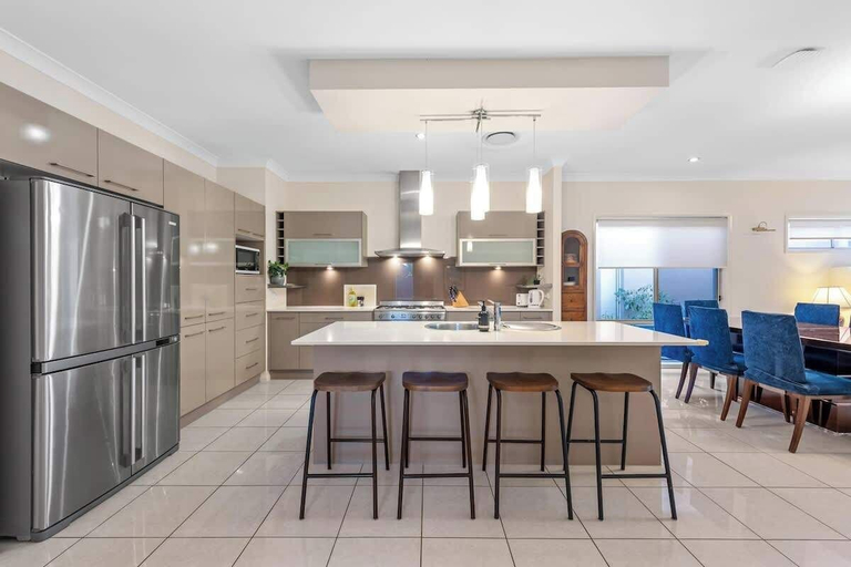 Interior 5, Open Plan! 3 Bedroom House - Taringa, Taringa
