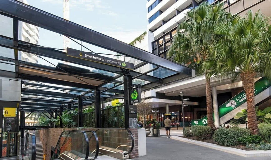 Interior 3, A Colourful Life! 4bed/2.5bath/1car ~ Queenslander, Brisbane