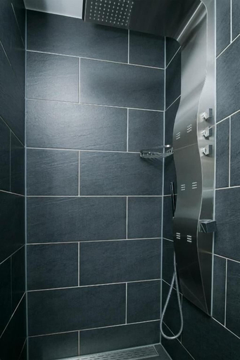 Bathroom 3, Het Rietershuijs, Steenwijkerland