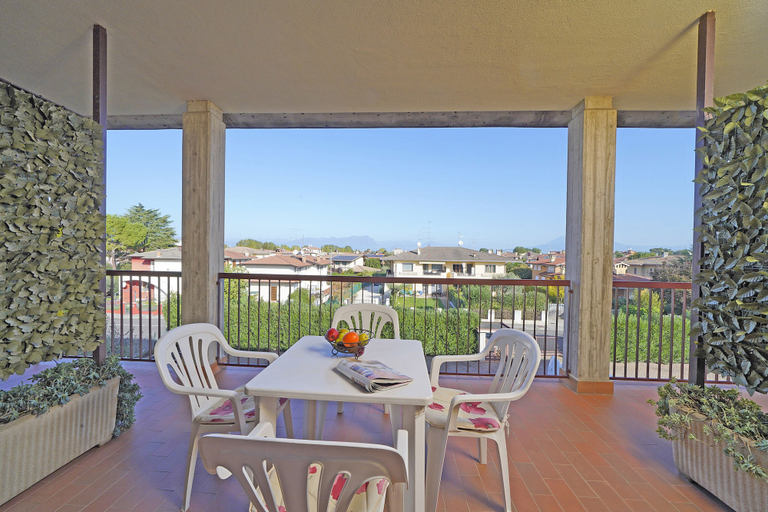 Outdoor dining 5, Apollo 19 by Wonderful Italy, Brescia