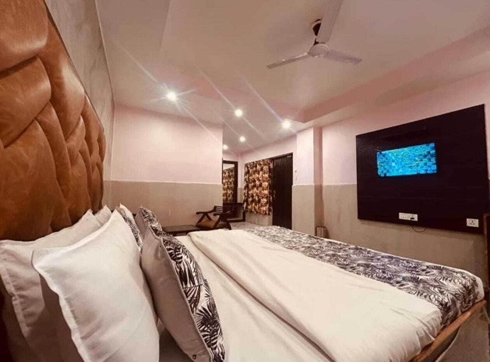 Room 5, Sach Hotel & Resort Masoori, Tehri Garhwal