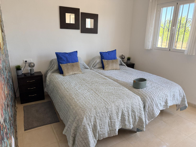 Bedroom 3, Oasis View, Almería