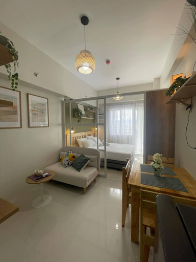 Room 5, Cozy and Nature-inspired Studio Unit, Lapu-Lapu City