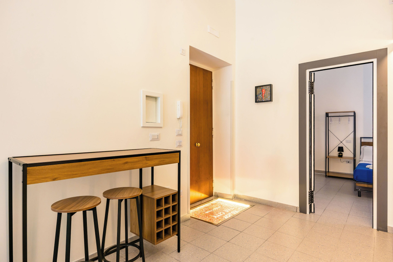 Interior 4, Urban Retreat 76, Napoli