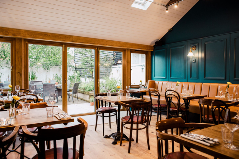 Food & Drinks 4, Host Stay Queen s Corner, Kent