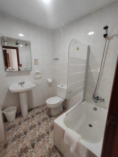 Bathroom 2, Hostal La Alberca, Salamanca