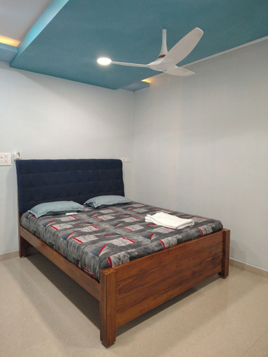 Room 5, S L Homestay, Tiruvannamalai