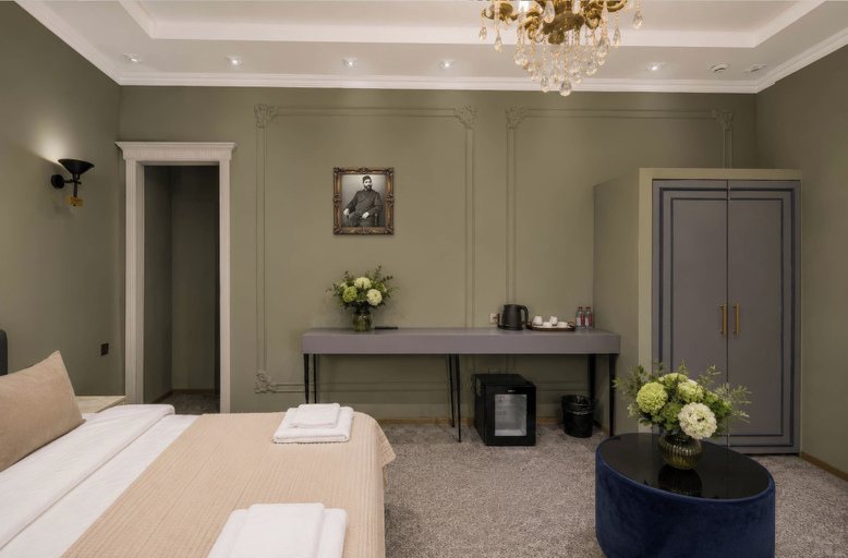 Room 5, Old Money Boutique Hotel, Baku