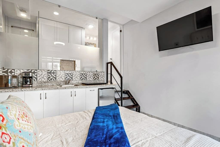Interior, Morgan Residences 603 at Boutique Hotel With Pool, Gym & Spa, La Paz