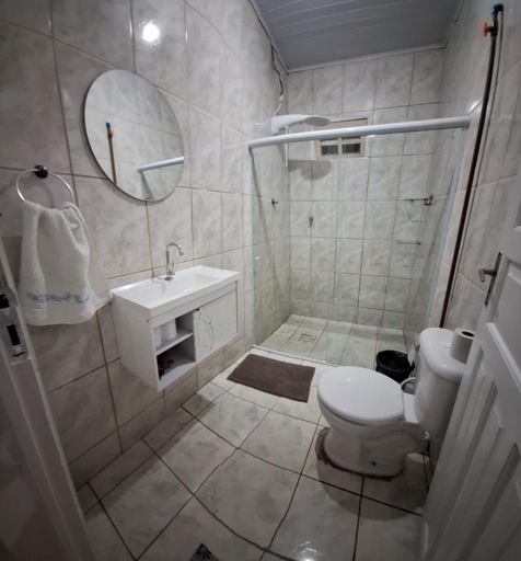 Bathroom 2, Pousada A Casa Barra do Riacho, Aracruz