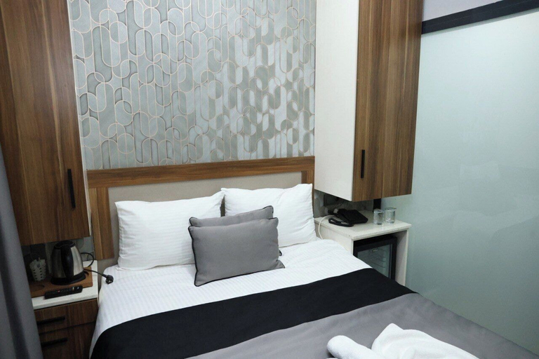 Room 3, yuvam vari hotel, Fatih