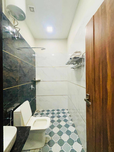 Bathroom, Amarvilas Hotel & Resort, Bharatpur