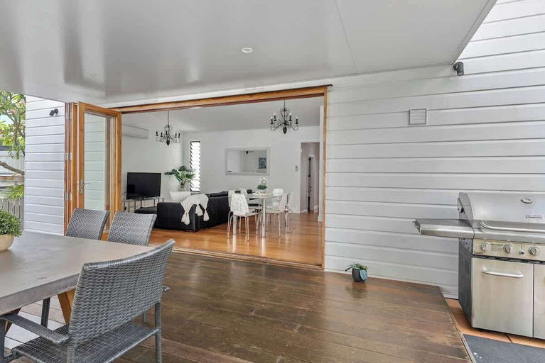 Interior 4, Contemporary Character! 3bed/1.5bath/1car~new Farm, New Farm