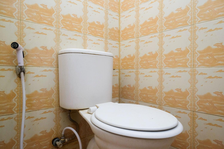 Bathroom 5, Endrayanti Inn Syariah, Yogyakarta