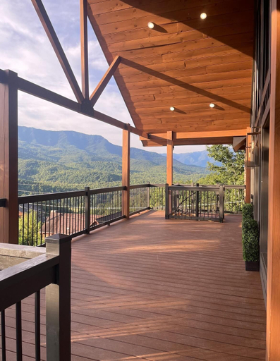 Terrace/patio 5, The Ember, Sevier