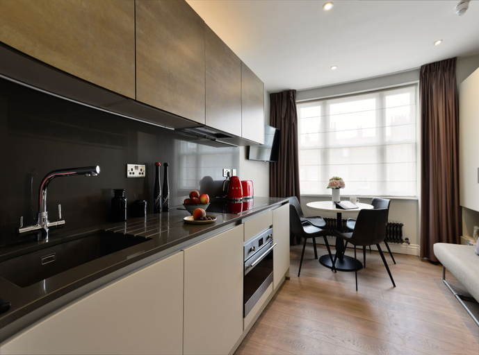 Miscellaneous 5, Baker Street Studios by DMONTRIO, London