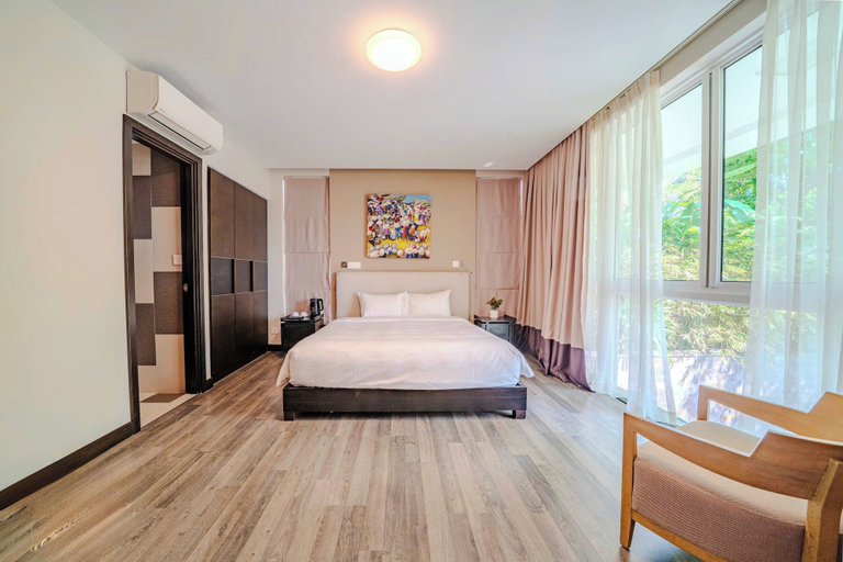 Room 2, Terra Garden Pool Village, Da Nang