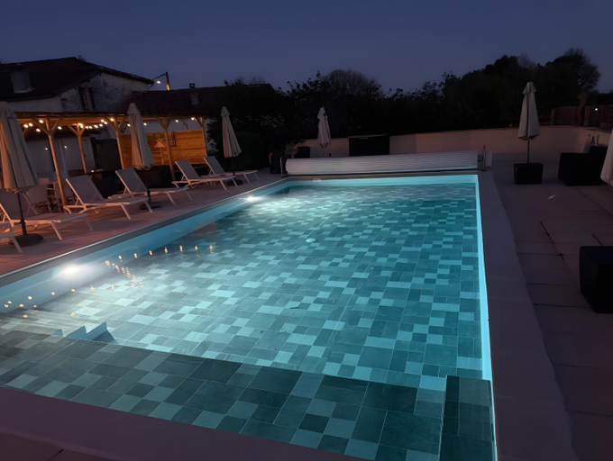 Sport & Beauty 5, Le Jardin Des Hirondelles Naturiste, Charente