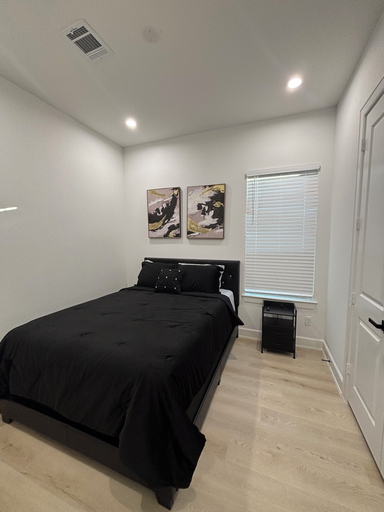 Room 4, Dejs' Modern Retreat, Houston