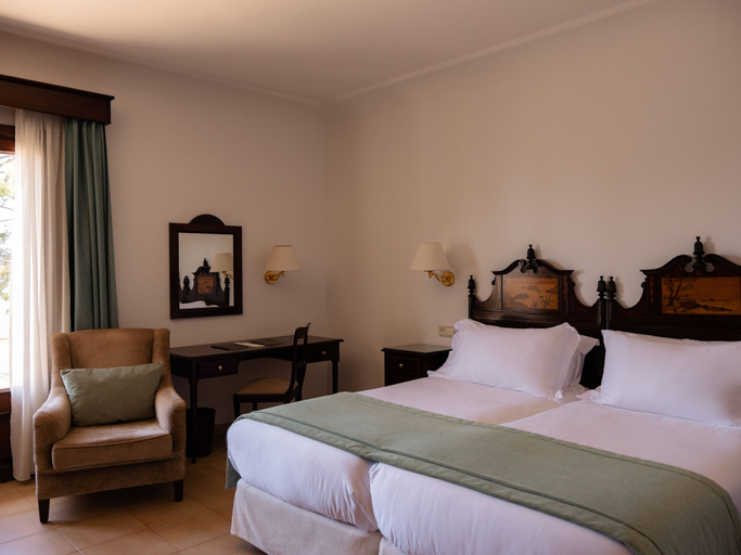 Bedroom 3, Hotel Bendinat, Baleares