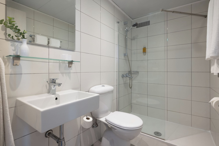 Bathroom 5, Harmony Bay Hotel