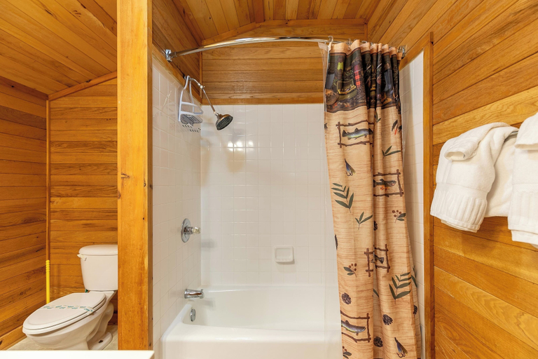 Interior 2, A Family Tradition, Watauga