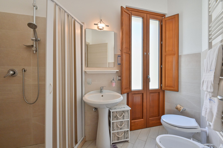 Bathroom 5, Odissea Residence e Rooms, Salerno