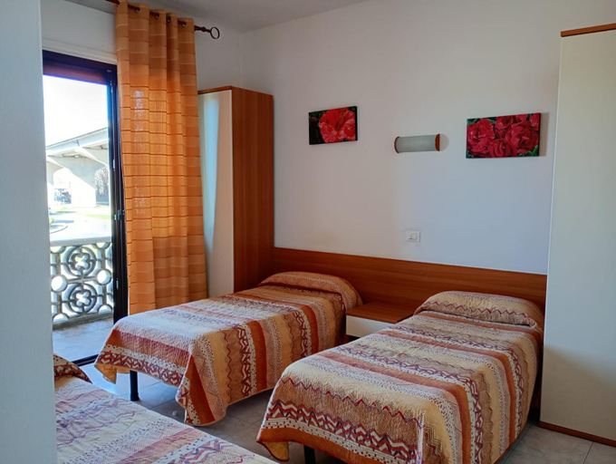 2, Albergo AL RISTORO, Trieste
