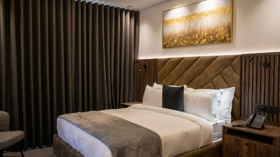 Room 5, Regent Heights Hotel, City of Johannesburg