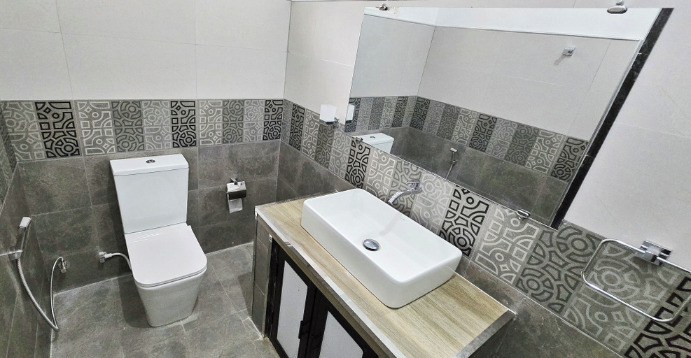 Bathroom 4, Meadow Villa - Ella, Ella