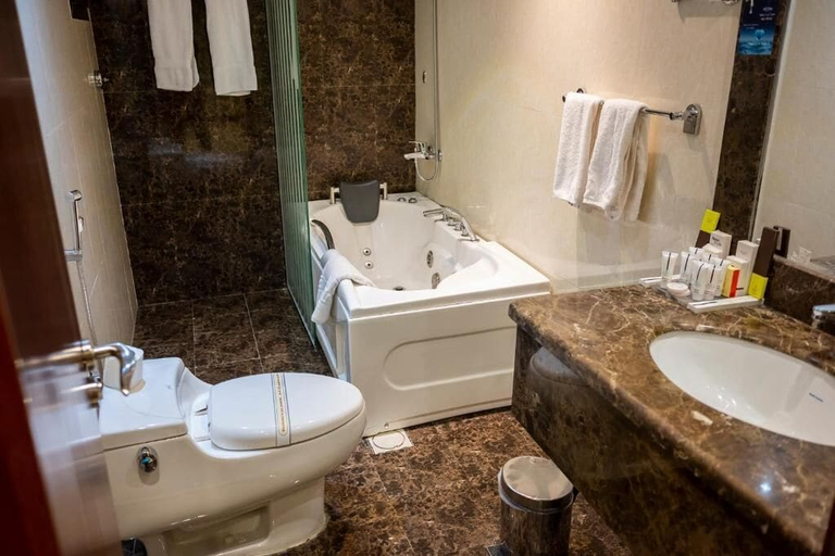 Bathroom 5, Meral Crown Hotel, Riyadh