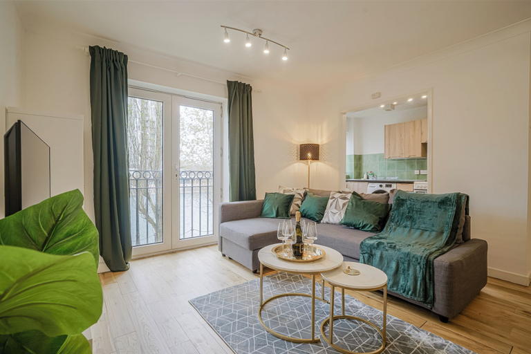 Living area 2, Labrador Quay, Manchester