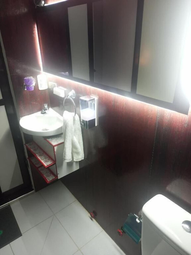 Bathroom 4, Casa Qura Qura Spa, Chapare