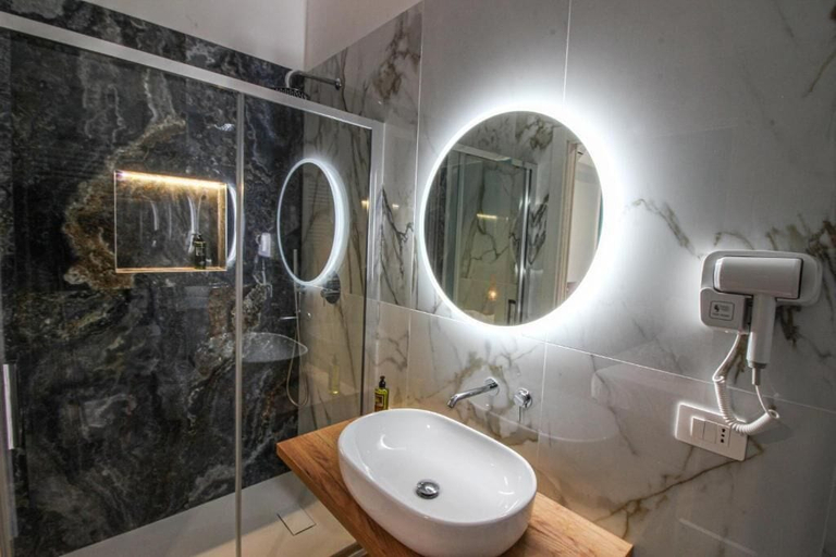 Bathroom 5, Dadà - Luxury Suite, Bari