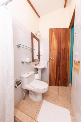 Bathroom 4, Xalli Hotel, Lago de Nicaragua