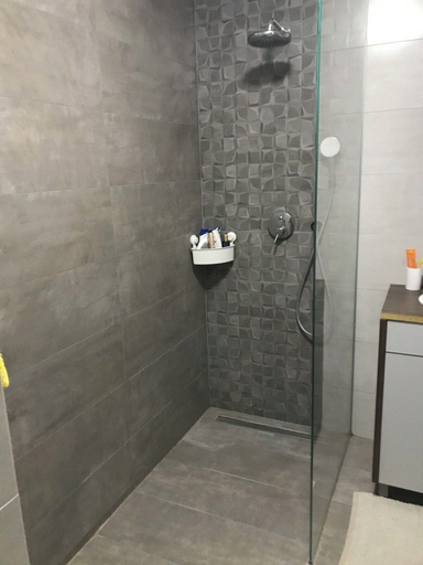 Bathroom, ROSE VALLEY, Ljubljana