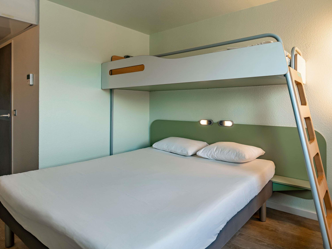 Bedroom 3, ibis budget Marne la Vallée Pontault Combault, Seine-et-Marne