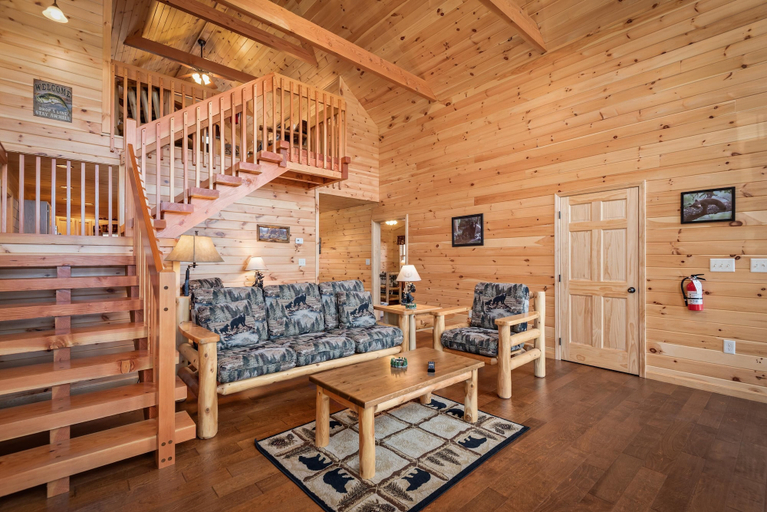 Interior 3, Key to Heaven, Sevier